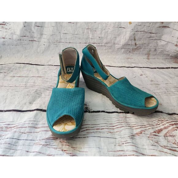 Fly London Yake Teal Perforated Leather Wedge Size 9 - Picture 1 of 6